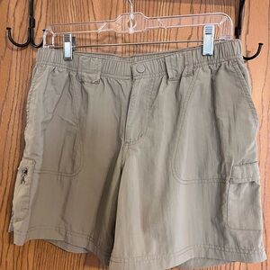 Columbia Sandy River Shorts Women’s Size Medium Tan With Four Pockets